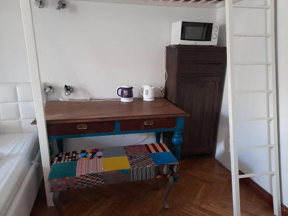 Rodzinna Przestrzen Dla 8 Osob 2 Pokoje Z Lazienka I Mini Aneksem وارسو المظهر الخارجي الصورة